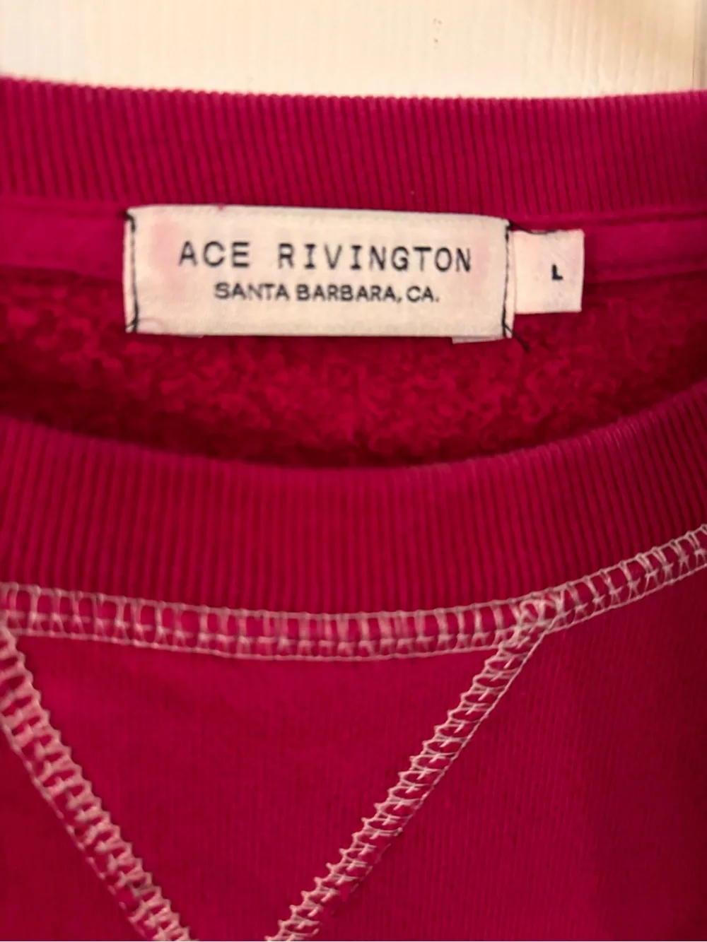 Men's Crewneck Sweatshirt in Magenta
